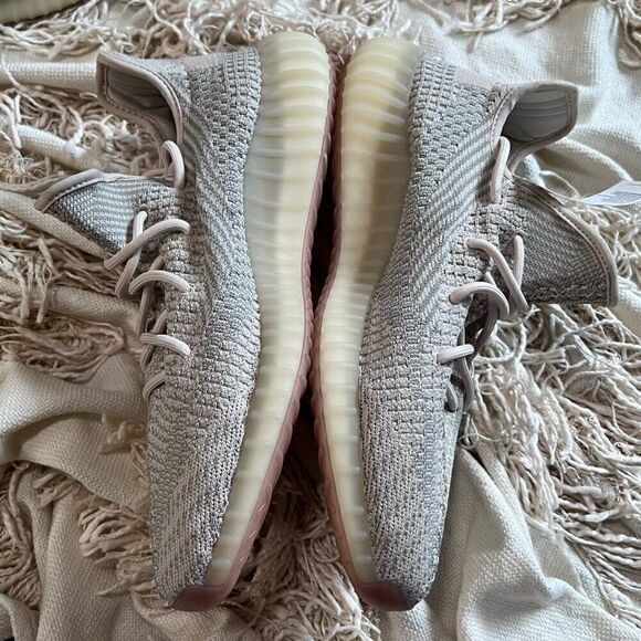 adidas Yeezy Boost 350 V2 Citrin (Non-Reflective) US 13 - Picture 4 of 7